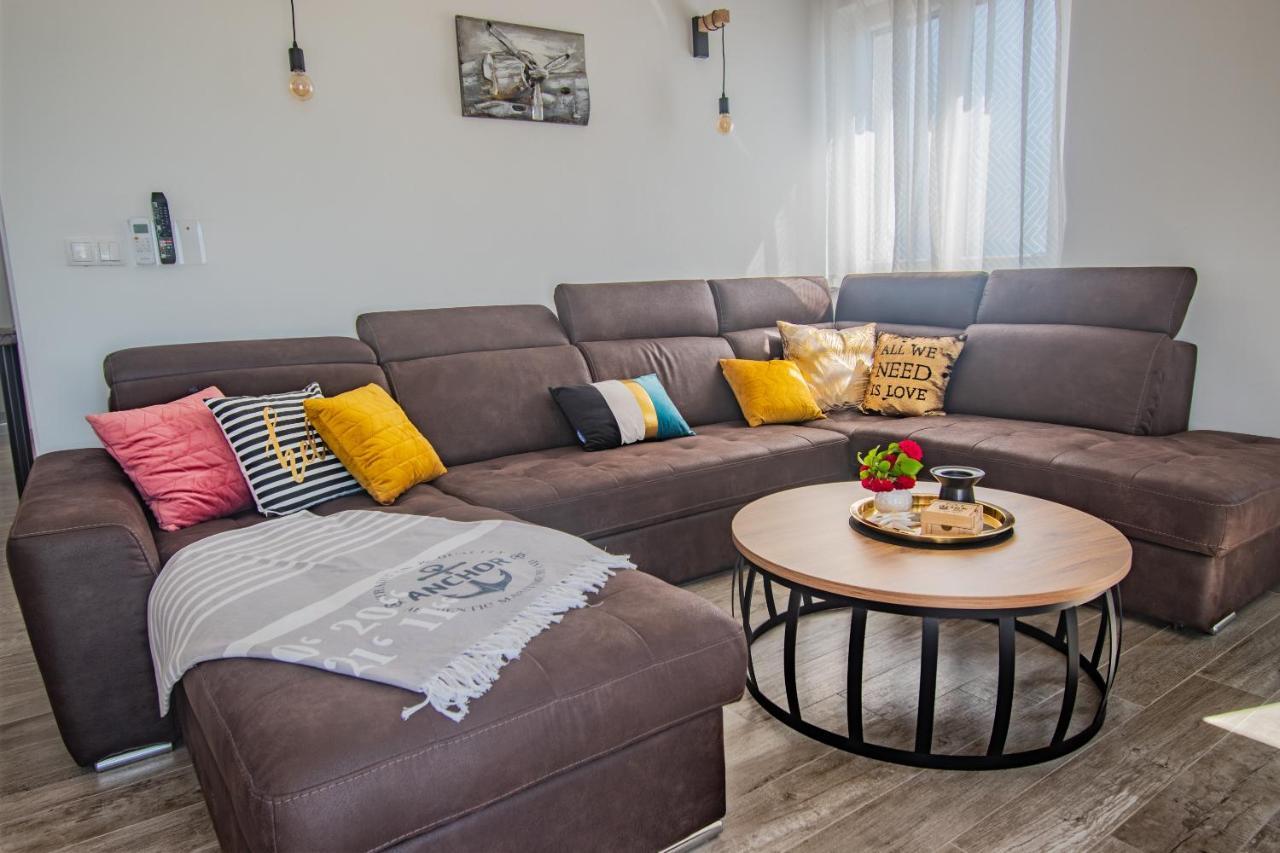 Olea Apartments Вир Екстериор снимка