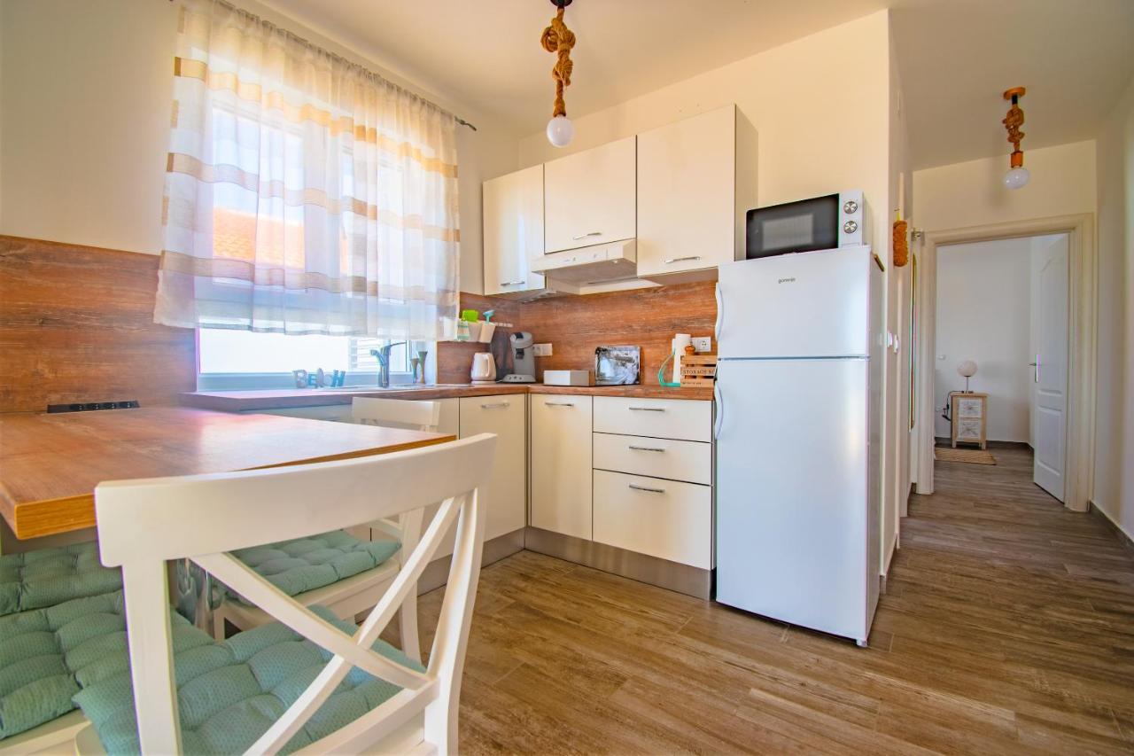 Olea Apartments Вир Екстериор снимка